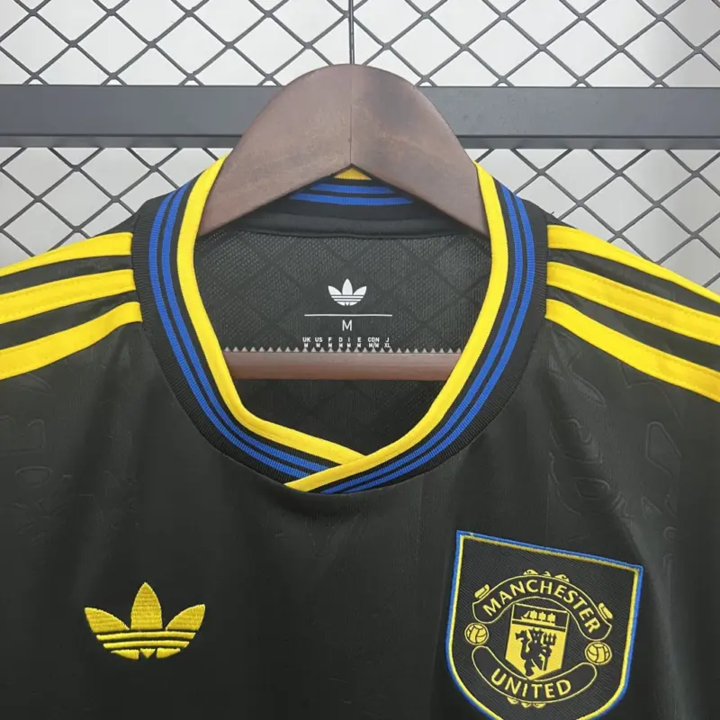 Camisa Manchester United Third Detalhes