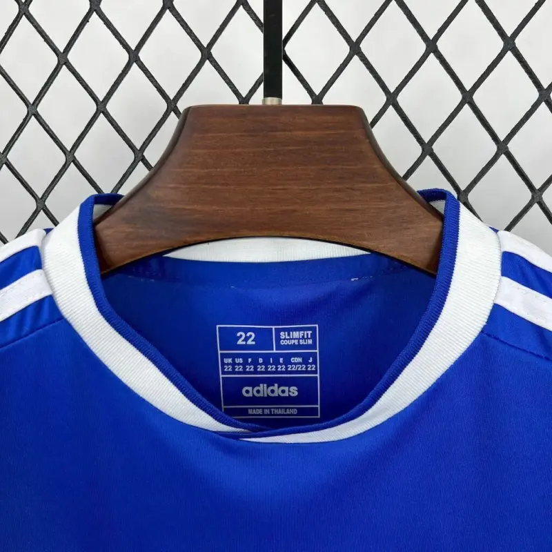 Kit Infantil Real Madrid Third Detalhes