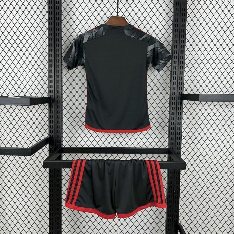 Kit Infantil Flamengo Third Verso