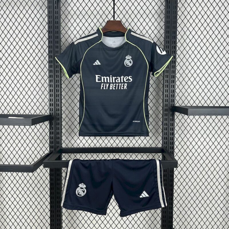 Kit Real Madrid Infantil Away