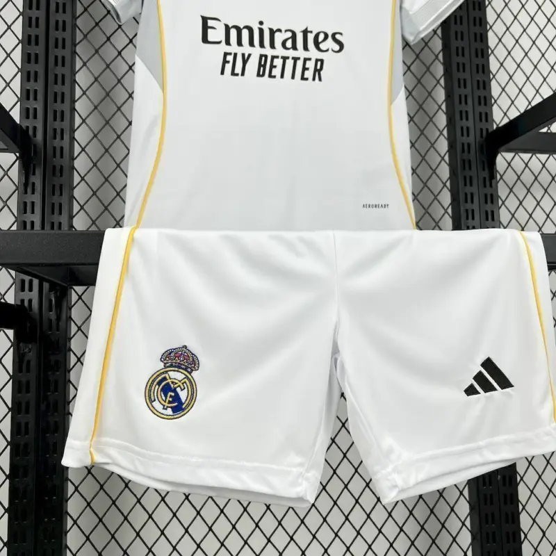 Kit Real Madrid Infantil Home Detalhes